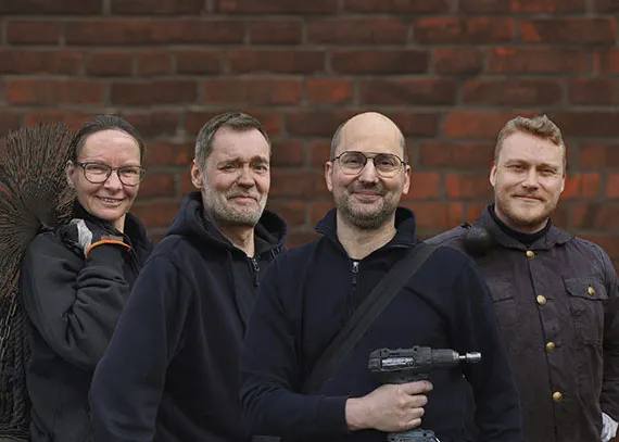 Medarbetare från OFM Sotning